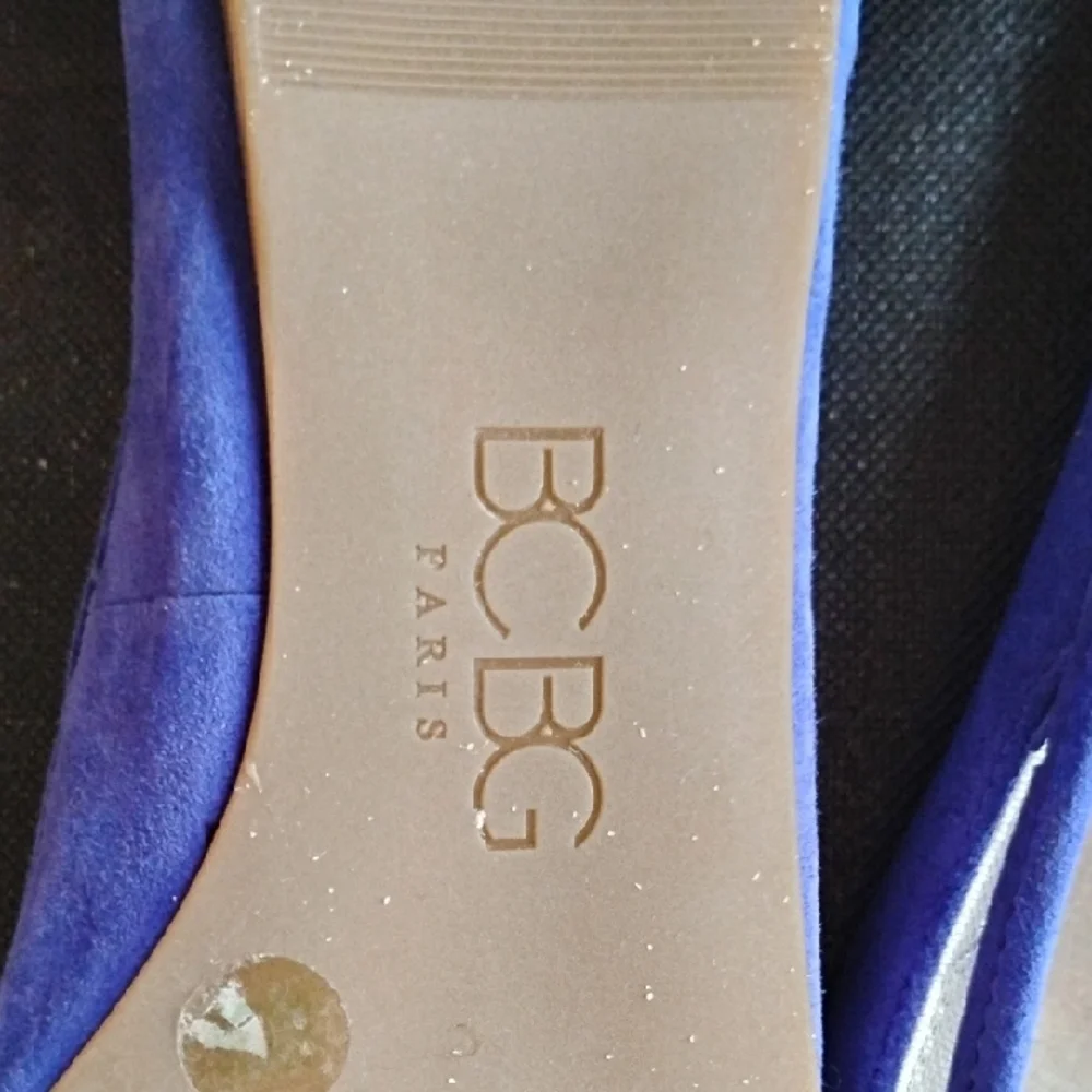 BCBG Paris - Picture 4 of 6